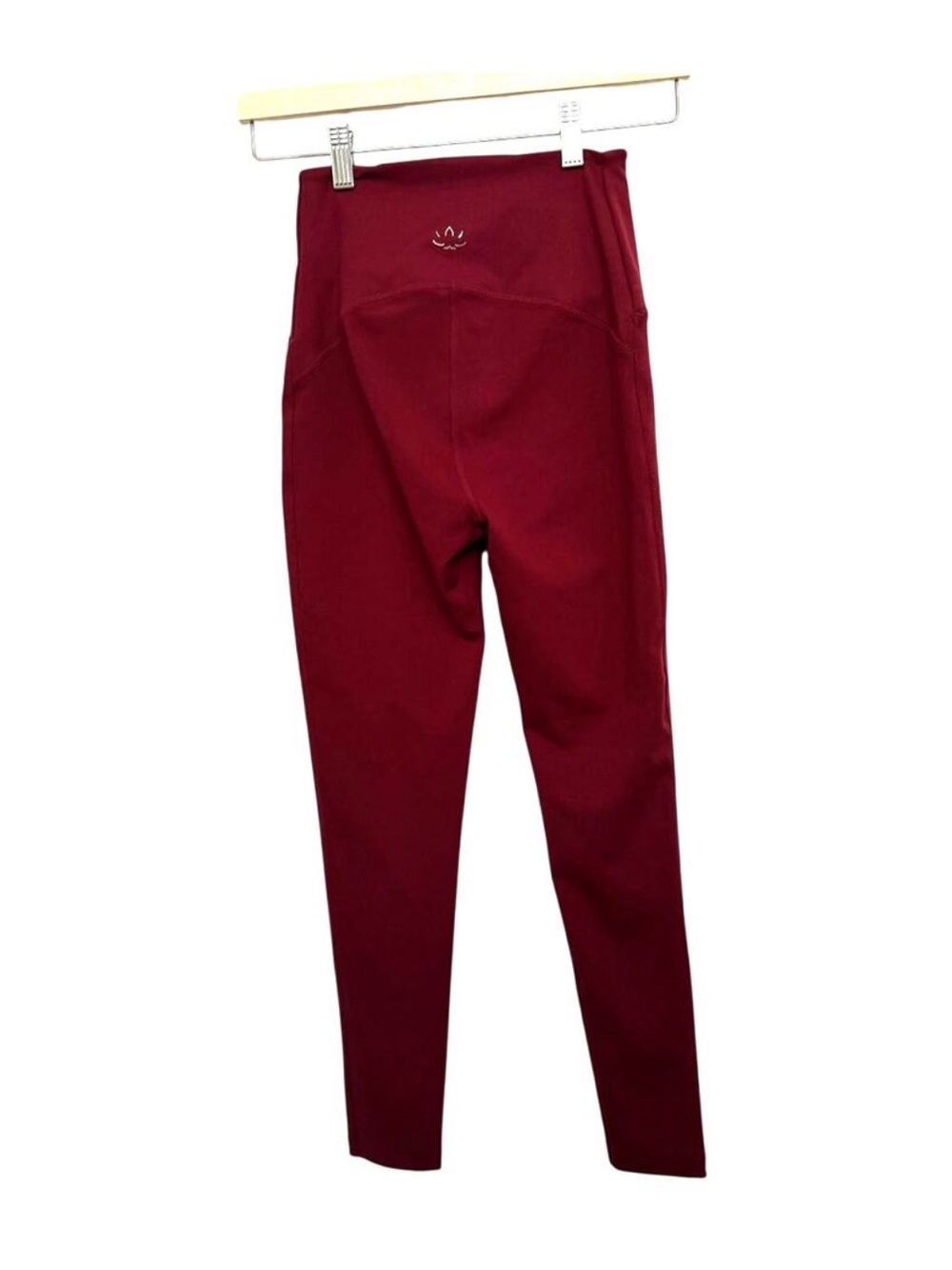 Beyond Yoga Spacedye High-Waist Leggings in Deep Wine - Picture 2 of 4